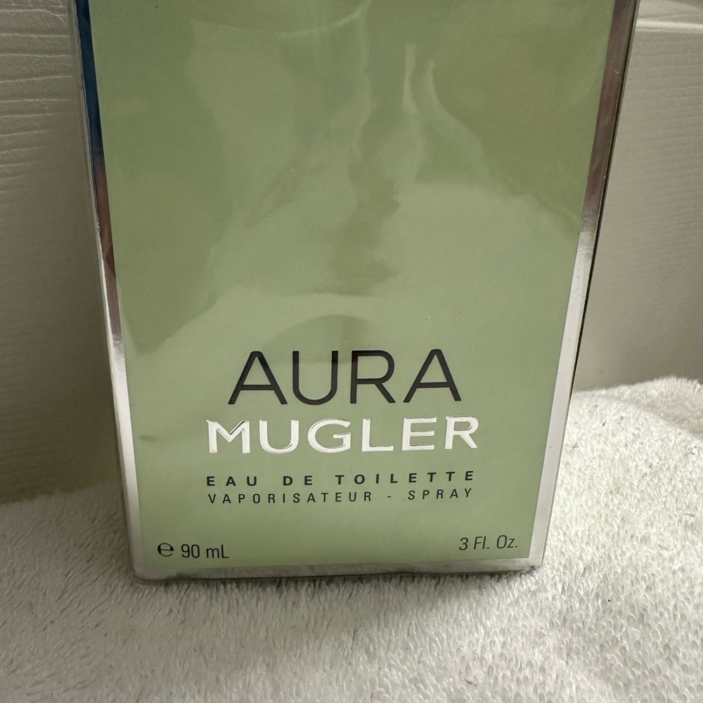 Mugler Aura Fragrance 
Eau De Toilette